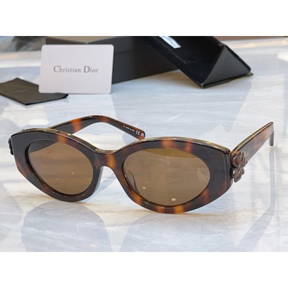 Dior Tortoiseshell Cat-Eye Sunglasses